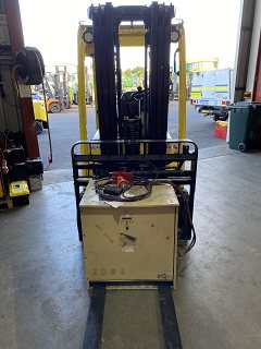 Used equipment: Hyster J2.0XN