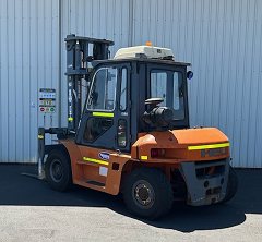 Used equipment: Heli CPCD50 Counterbalance Forklift