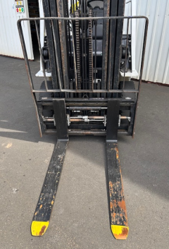 Used equipment: Nissan P1F2A25DU Counterbalance Forklift