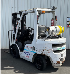 Used equipment: Nissan P1F2A25DU Counterbalance Forklift