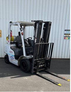 Used equipment: Nissan P1F2A25DU Counterbalance Forklift