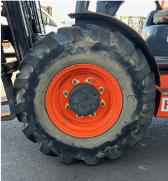 Used equipment: AUSA C250H