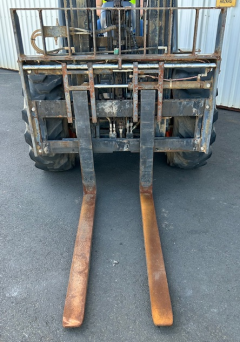 Used equipment: AUSA C250H