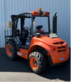 Used equipment: AUSA C250H