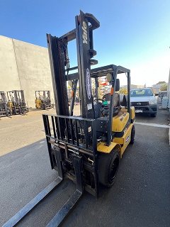 Used equipment: YALE GLP30TK