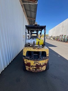 Used equipment: YALE GLP30TK