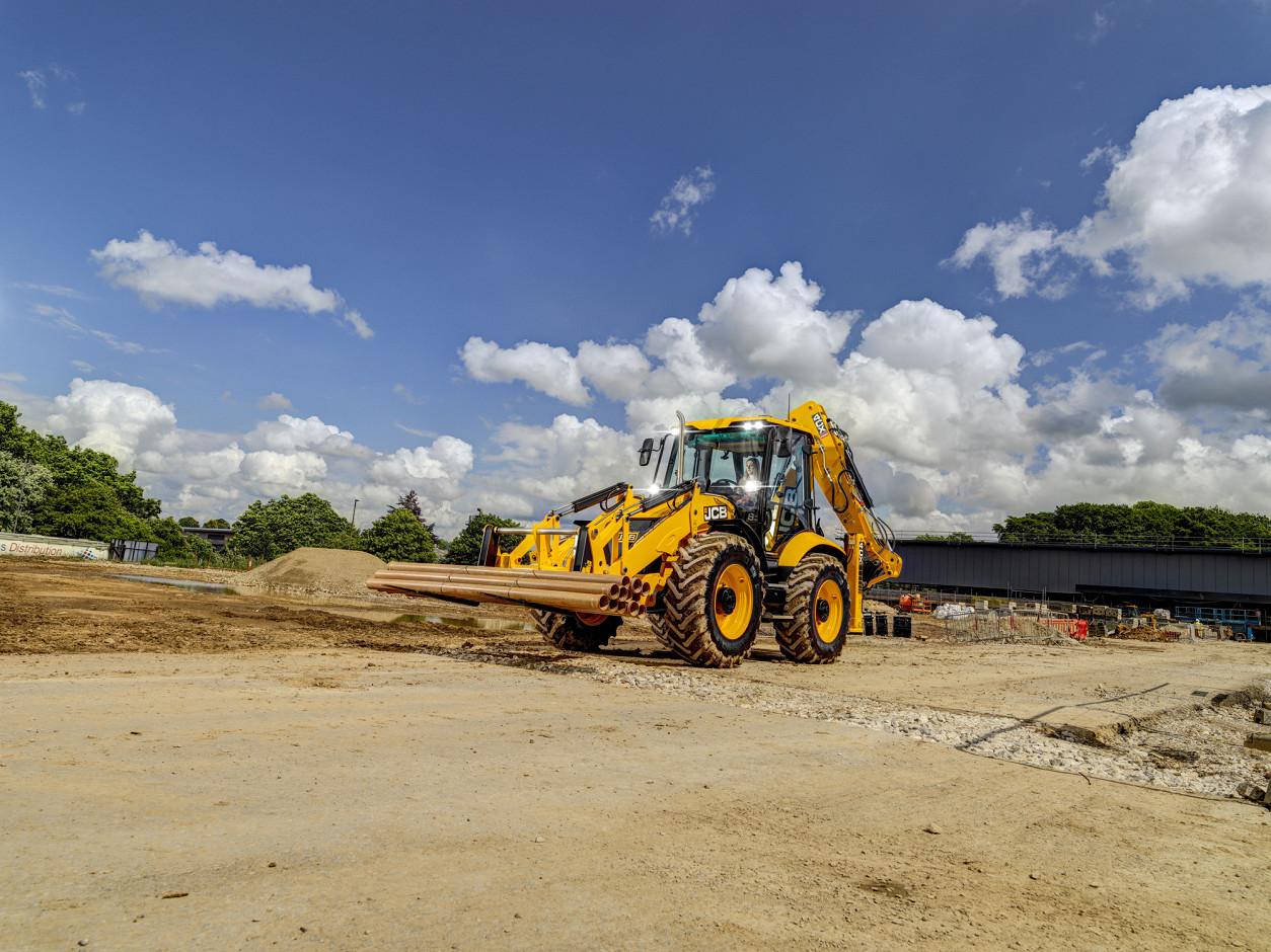 JCB 5CX
