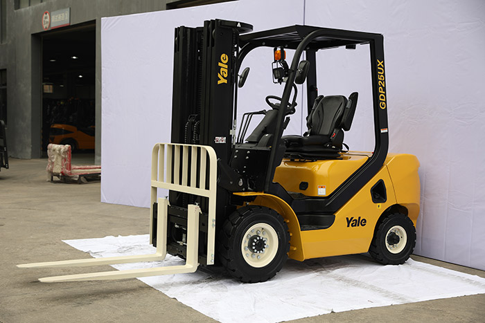 Yale GP20-35UX